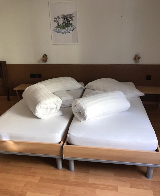 Hotel & Restaurant Stadthof Glarus Eksteriør bilde