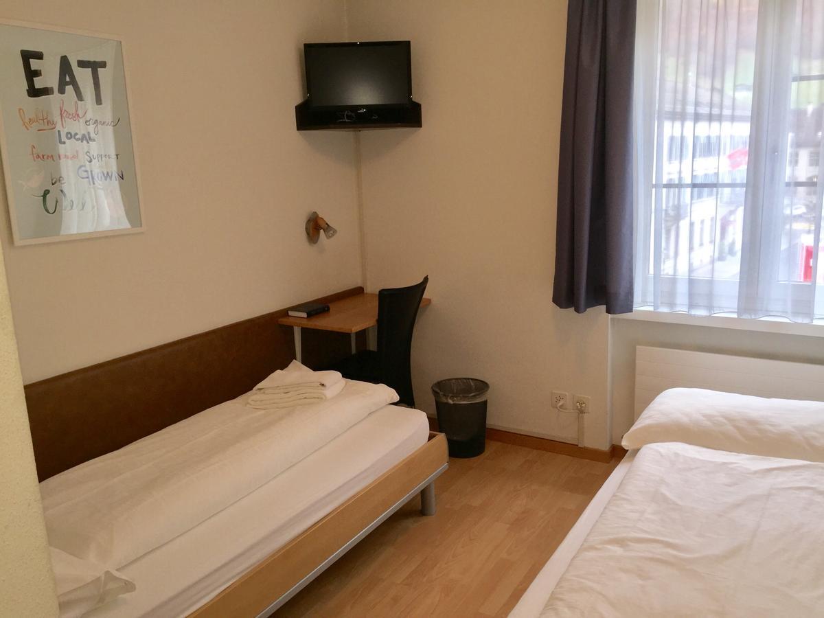 Hotel & Restaurant Stadthof Glarus Eksteriør bilde