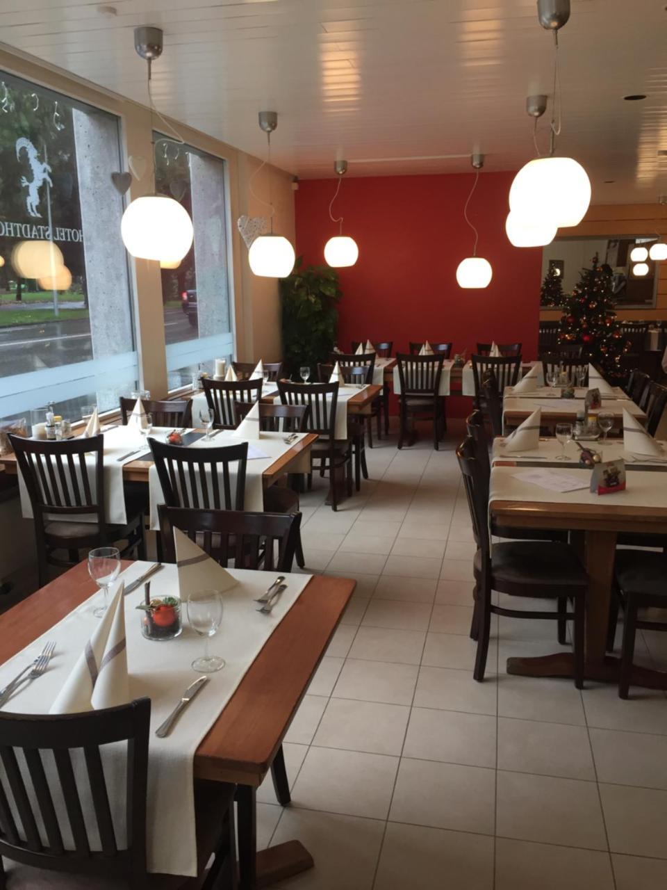 Hotel & Restaurant Stadthof Glarus Eksteriør bilde