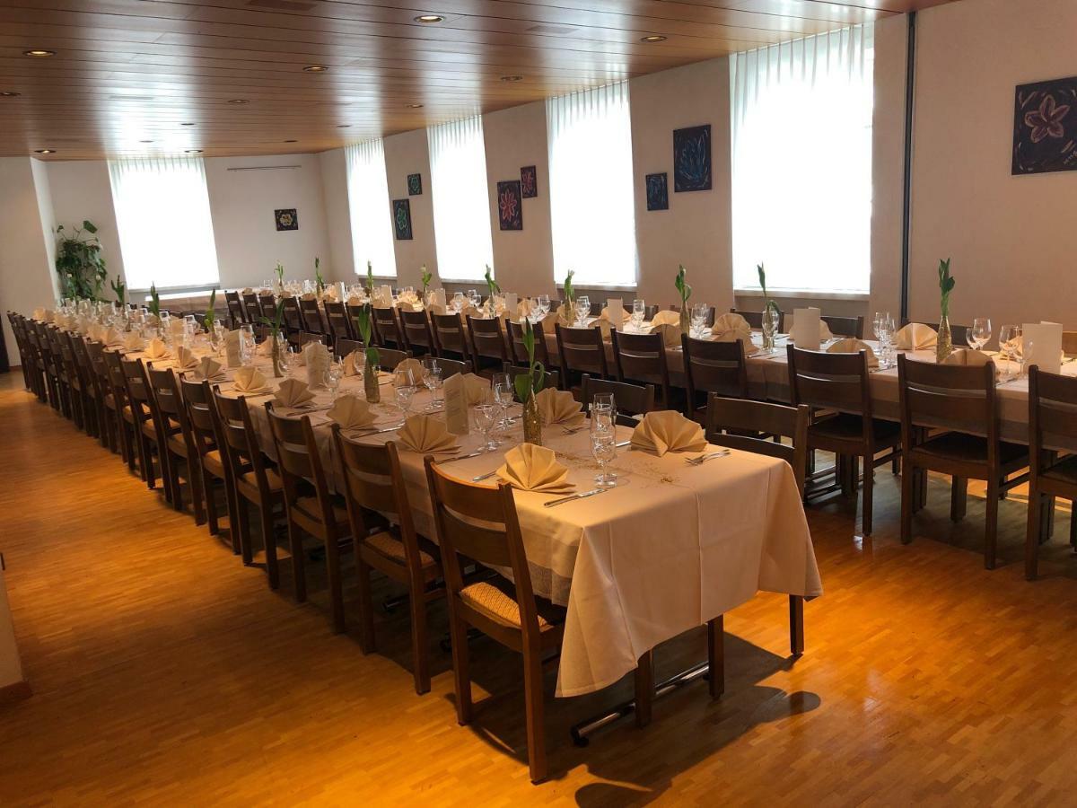 Hotel & Restaurant Stadthof Glarus Eksteriør bilde